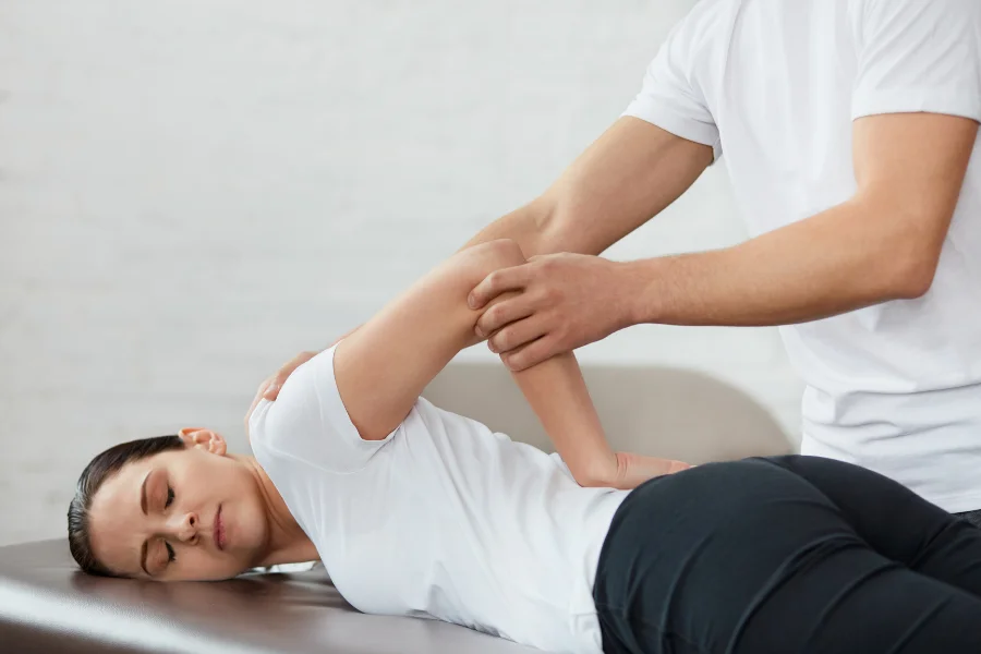 Physiotherapy vs Chiropractic